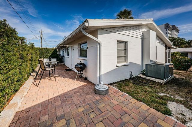 6020 MIDNIGHT PASS ROAD 14A, Sarasota, FL 34242