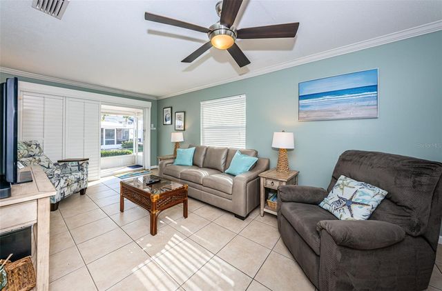 6020 MIDNIGHT PASS ROAD 14A, Sarasota, FL 34242