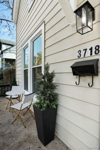 3718 Oxford Boulevard, St Louis, MO 63143