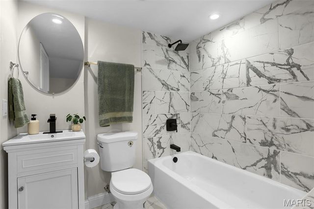 3718 Oxford Boulevard, St Louis, MO 63143