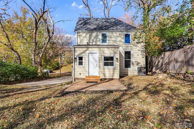 3718 Oxford Boulevard, St Louis, MO 63143