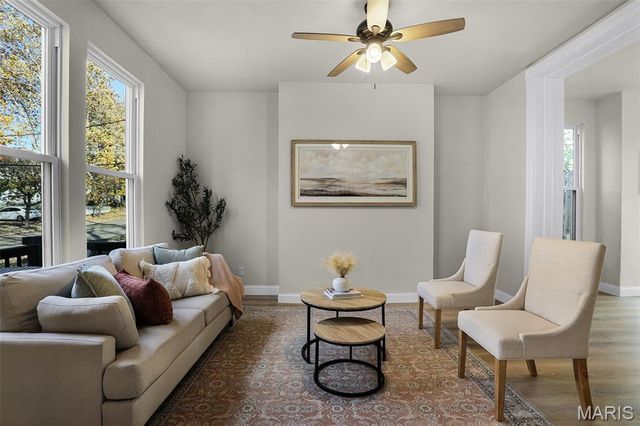 3718 Oxford Boulevard, St Louis, MO 63143