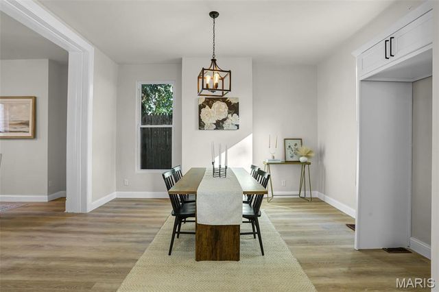 3718 Oxford Boulevard, St Louis, MO 63143