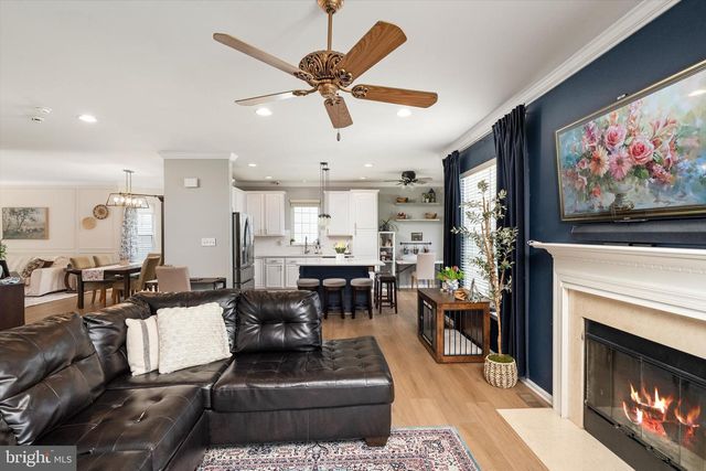 25 TANTUM CT, Bordentown, NJ 08505