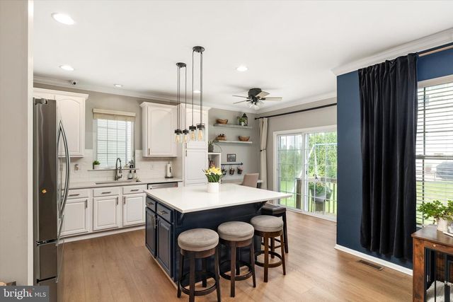 25 TANTUM CT, Bordentown, NJ 08505
