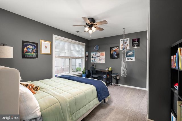 25 TANTUM CT, Bordentown, NJ 08505