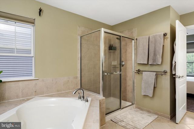 25 TANTUM CT, Bordentown, NJ 08505