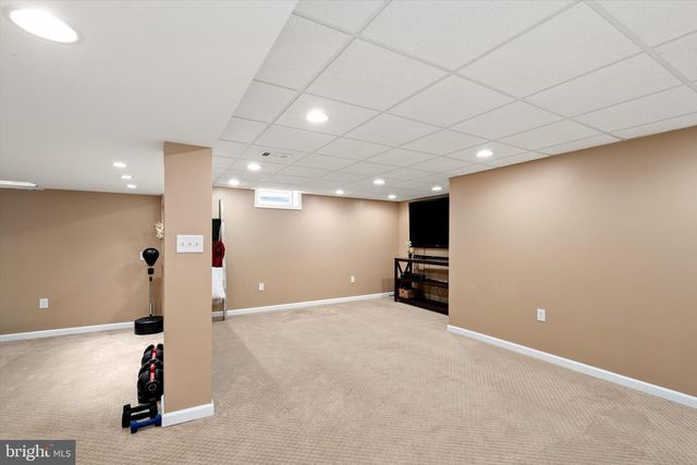 25 TANTUM CT, Bordentown, NJ 08505