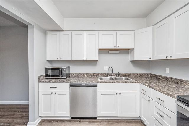 5613 Darby CLS, Portsmouth, VA 23703