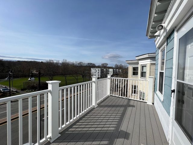 344-346 Hyde Park Ave 3, Boston, MA 02131