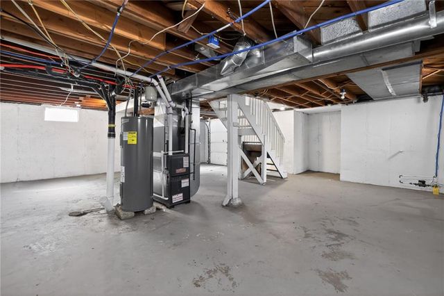 7409 WALROND Avenue, Kansas City, MO 64132