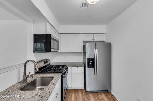 1 Central Avenue 9, Atlantic Highlands, NJ 07716