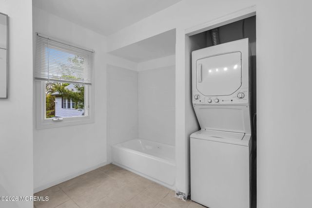 1 Central Avenue 9, Atlantic Highlands, NJ 07716