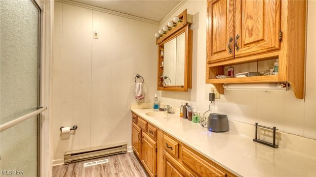 1307 Cobo Lane, Cambridge, OH 43725