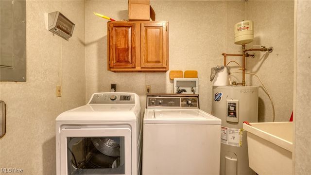 1307 Cobo Lane, Cambridge, OH 43725