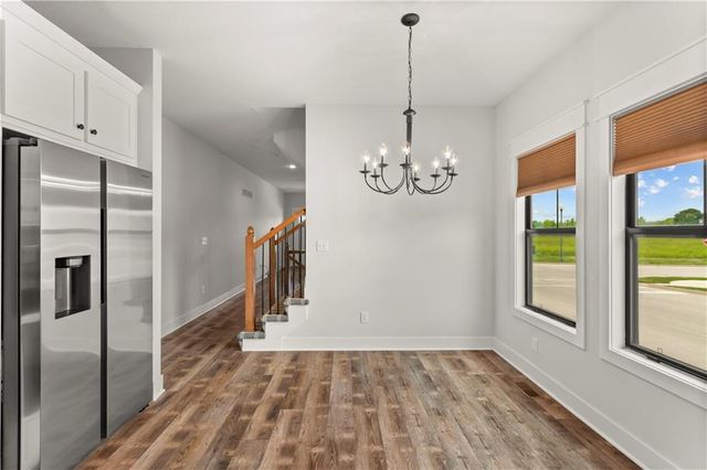 1121 S Minton Road A, Independence, MO 64056