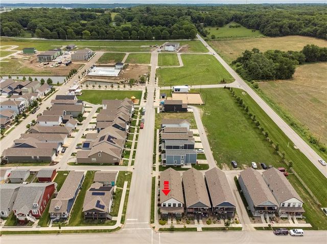 1121 S Minton Road A, Independence, MO 64056