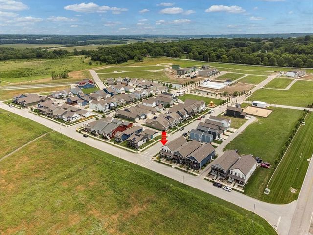 1121 S Minton Road A, Independence, MO 64056