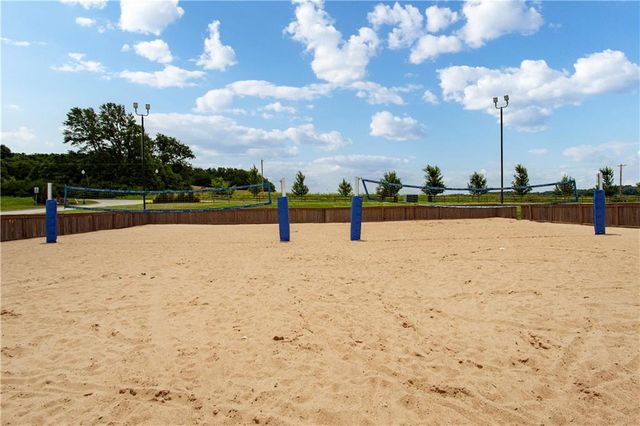 1121 S Minton Road A, Independence, MO 64056