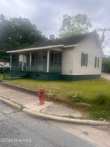 218 N Martin Luther King Jr Drive, Williamston, NC 27892
