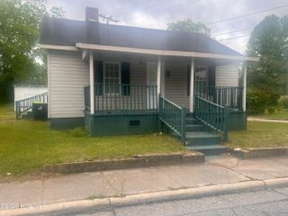 218 N Martin Luther King Jr Drive, Williamston, NC 27892