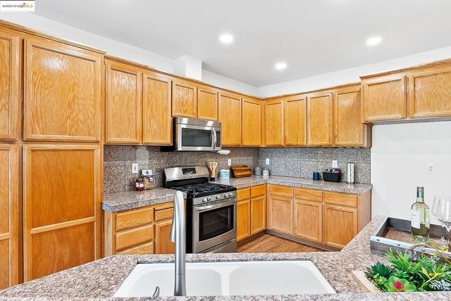 1879 Mount Conness Way, Antioch, CA 94531