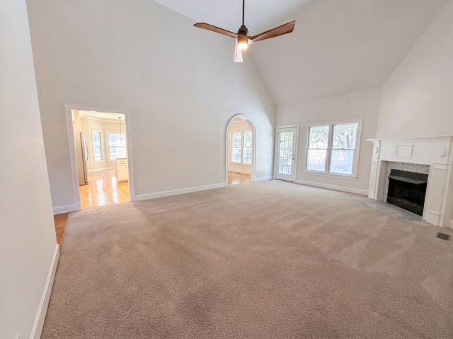 235 White Cloud Trl, Murfreesboro, TN 37127
