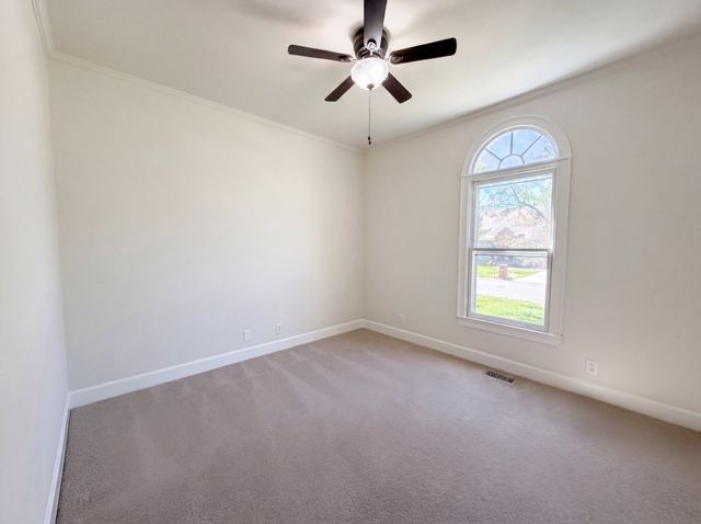 235 White Cloud Trl, Murfreesboro, TN 37127
