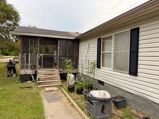 689 Schmitt Road, Rossville, GA 30741