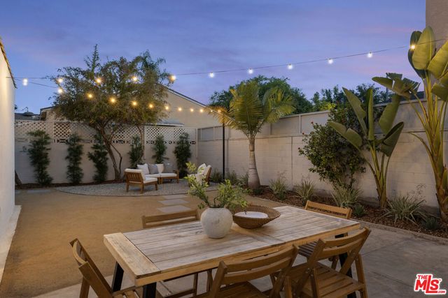 5436 Norwich Avenue, Los Angeles, CA 90032