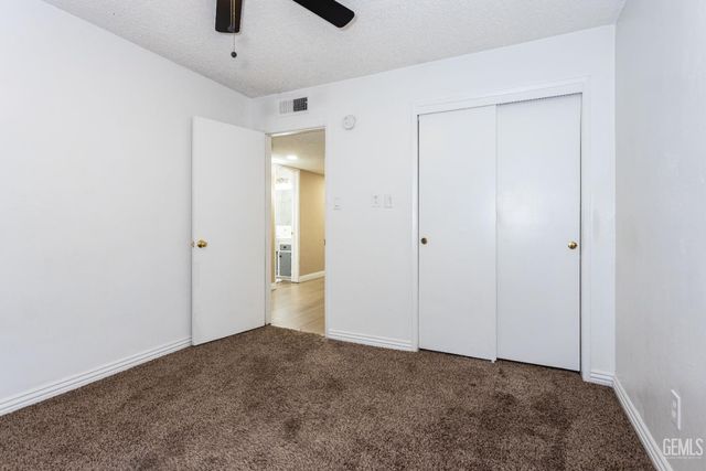 2316 Sandpiper Road, Bakersfield, CA 93309