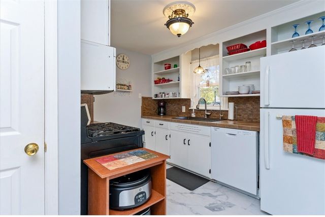 4081 Mount Read Boulevard, Greece, NY 14616