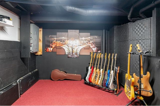 4081 Mount Read Boulevard, Greece, NY 14616