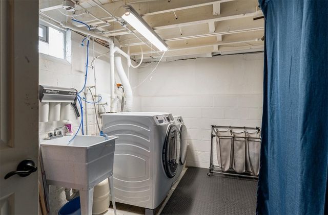 4081 Mount Read Boulevard, Greece, NY 14616