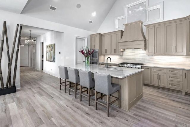 51 Miramont Circle, Little Rock, AR 72223