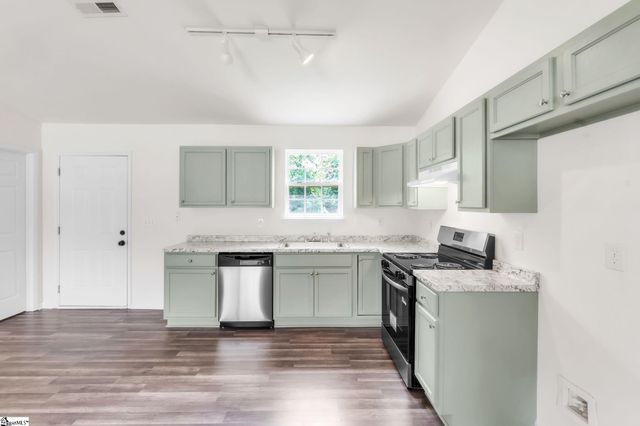 205 Riverbreeze Road, Greenville, SC 29611