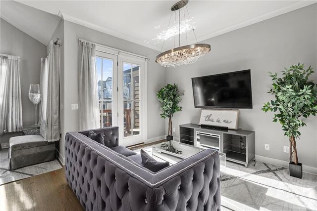 976 Memorial SE Walk, Atlanta, GA 30316