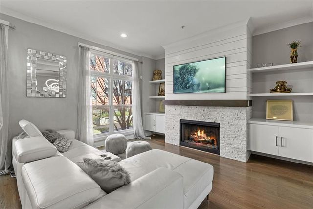 976 Memorial SE Walk, Atlanta, GA 30316