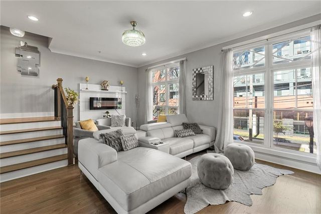 976 Memorial SE Walk, Atlanta, GA 30316