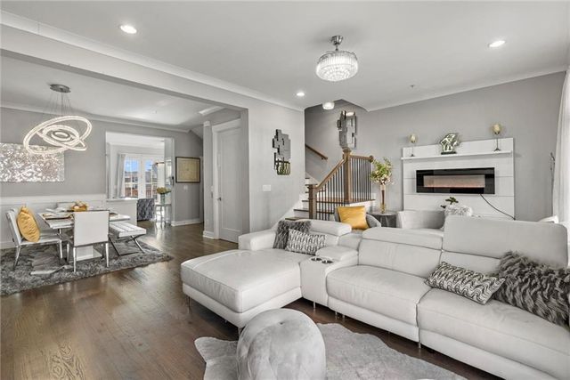 976 Memorial SE Walk, Atlanta, GA 30316