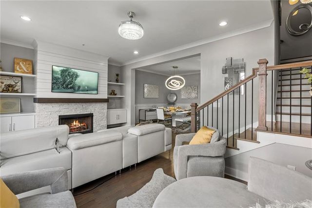 976 Memorial SE Walk, Atlanta, GA 30316