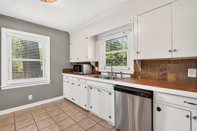 2504 Blackwood Road, Little Rock, AR 72207