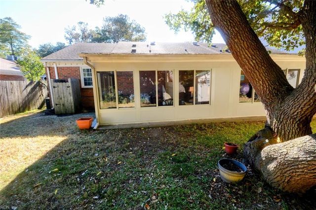 203 79th ST, Virginia Beach, VA 23451