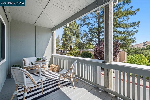 1150 Canyonwood Ct 4, Walnut Creek, CA 94595