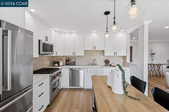 1150 Canyonwood Ct 4, Walnut Creek, CA 94595