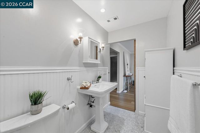 1150 Canyonwood Ct 4, Walnut Creek, CA 94595