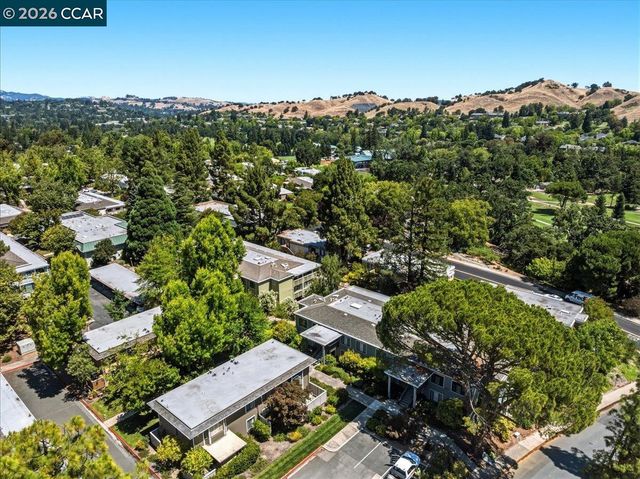 1150 Canyonwood Ct 4, Walnut Creek, CA 94595