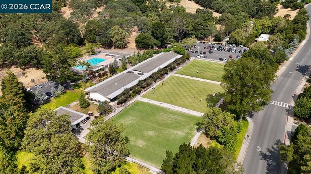 1150 Canyonwood Ct 4, Walnut Creek, CA 94595