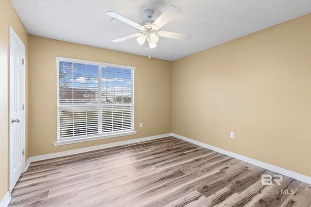 6241 Woodside Drive, Theodore, AL 36582