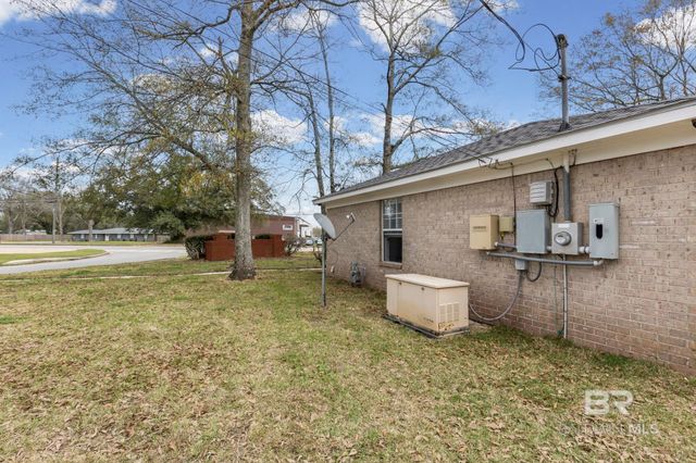6241 Woodside Drive, Theodore, AL 36582